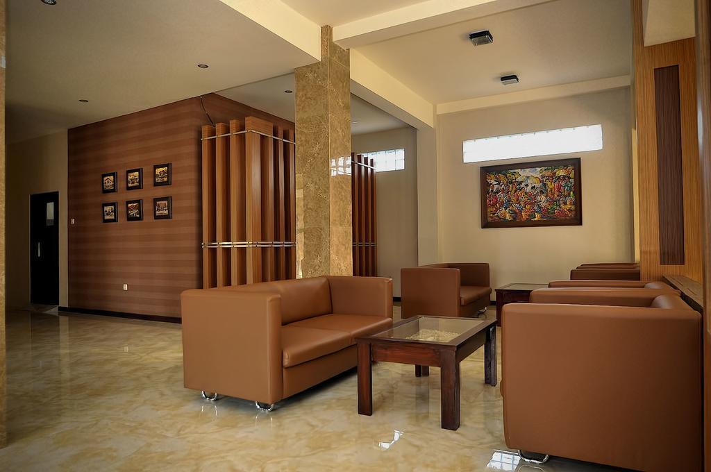 Spencer Green Hotel Batu  Exterior photo
