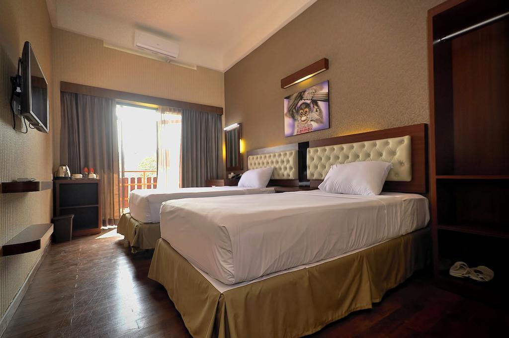 Spencer Green Hotel Batu  Exterior photo