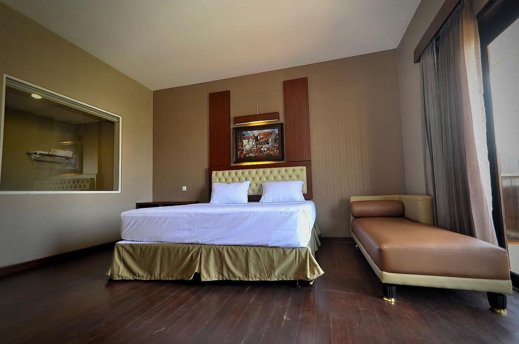 Spencer Green Hotel Batu  Exterior photo